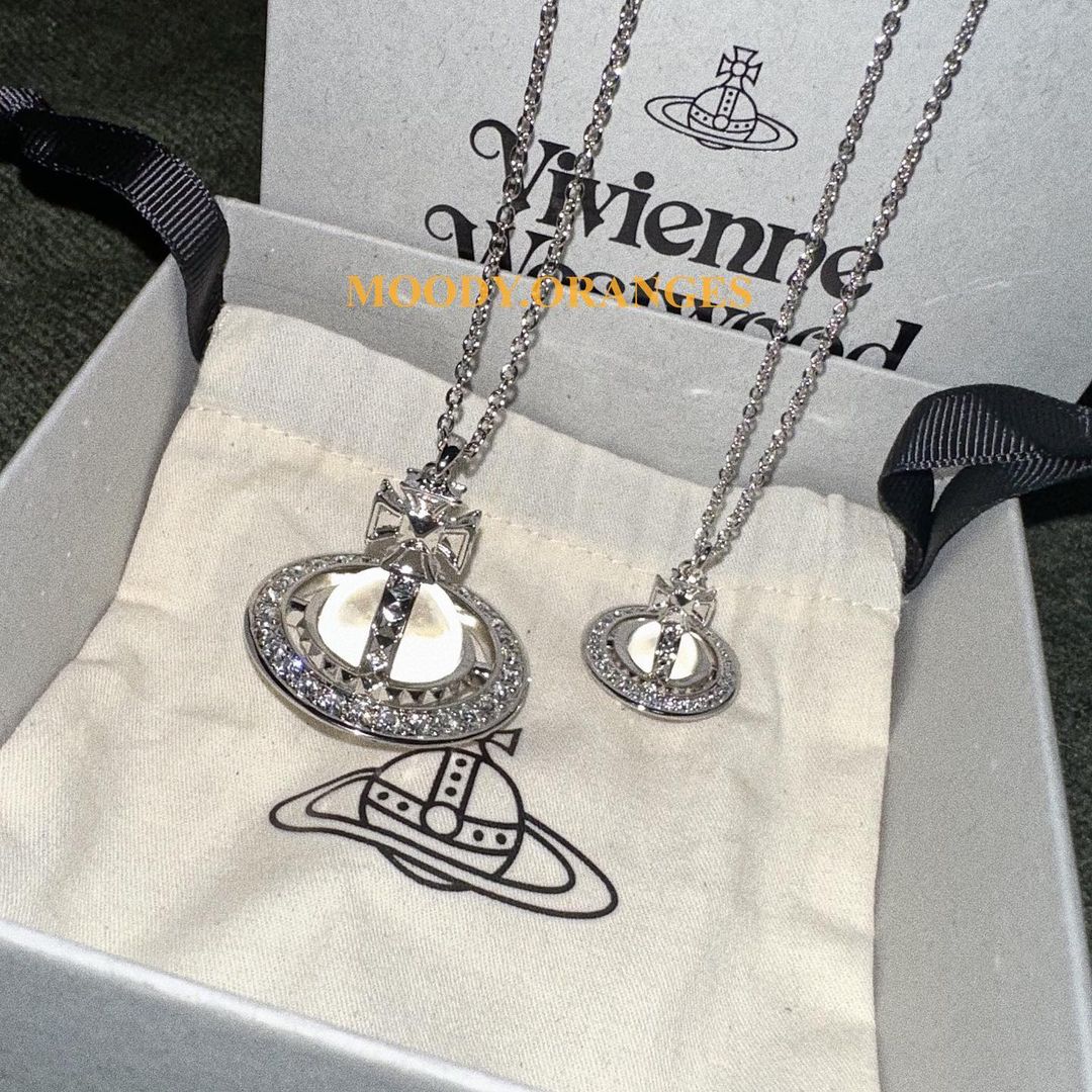 Vivienne Westwood Pina Orb Necklace - MOODY ORANGES
