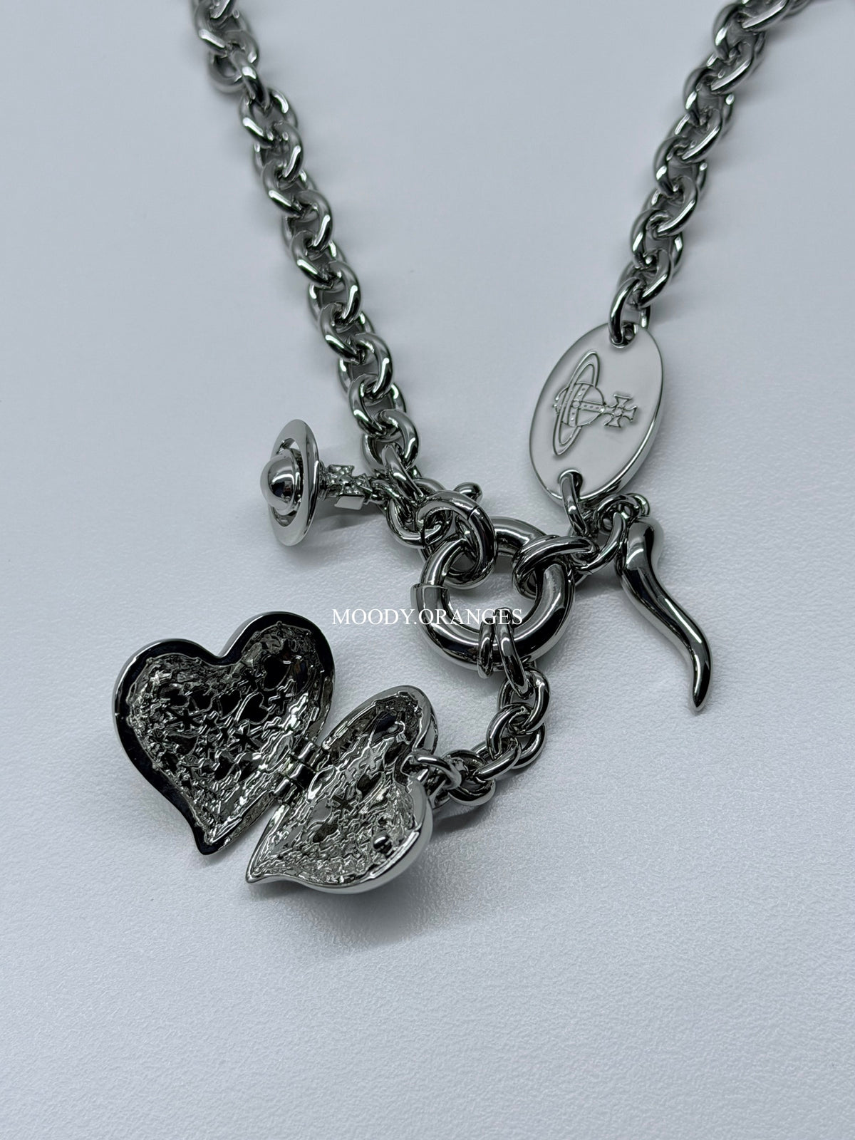Vivienne Westwood Della Pendant Necklace - Platinum