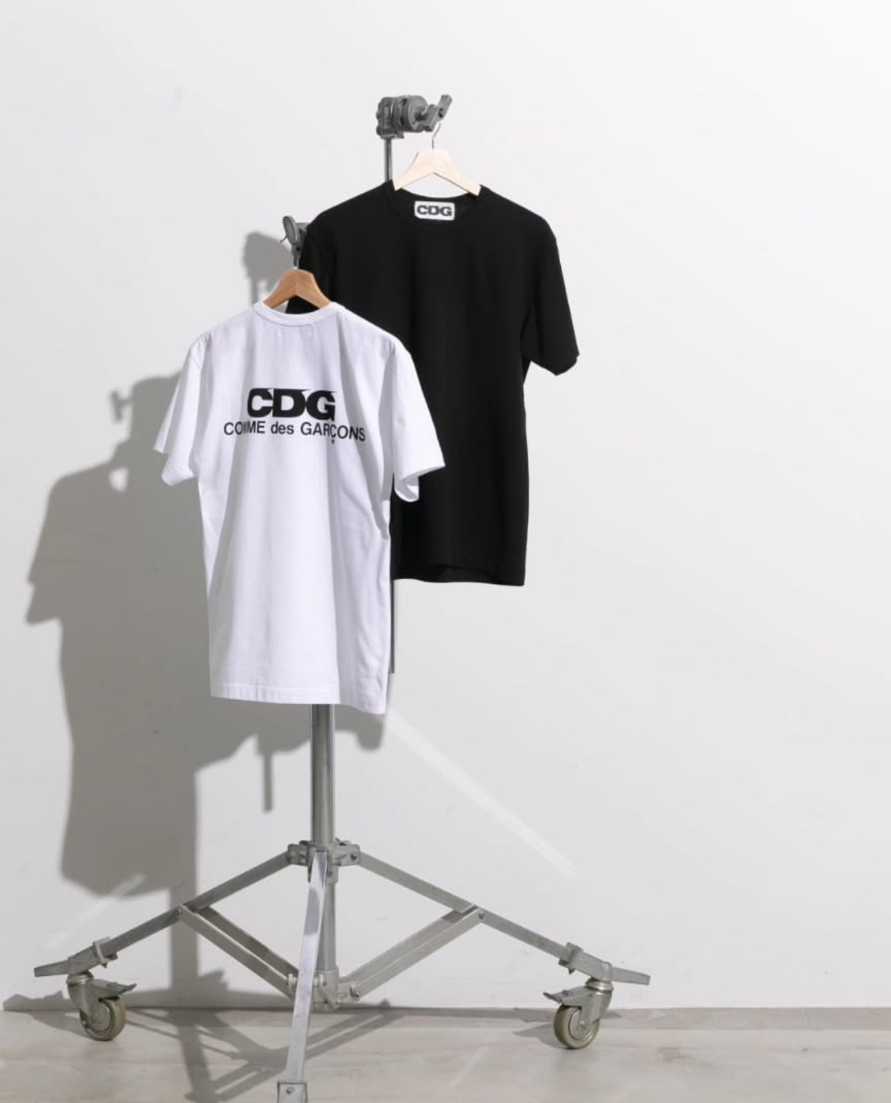 T-SHIRT1