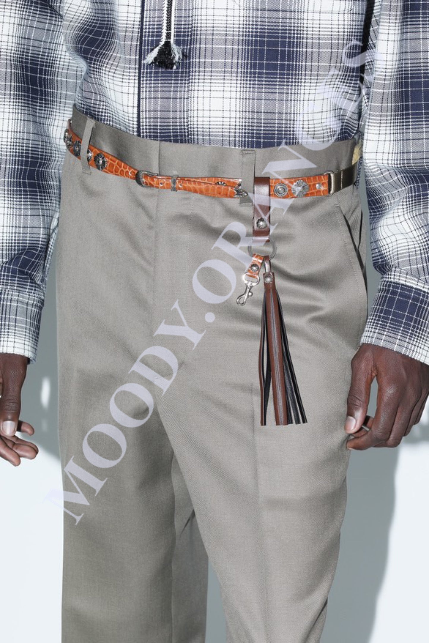 TOGA TOO Silver Charm Single Buckle Belt