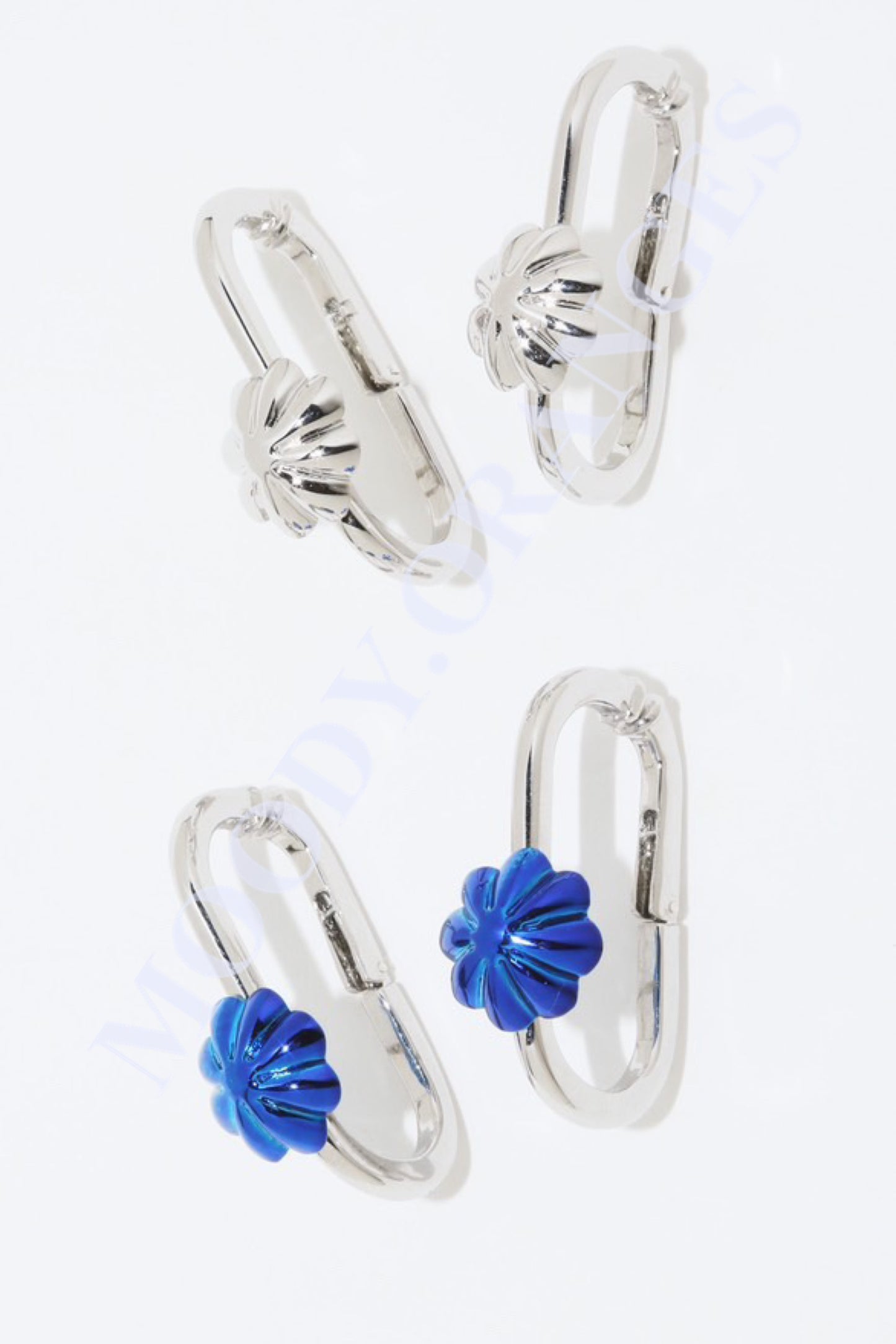 TOGA TOO Floral Earcuff