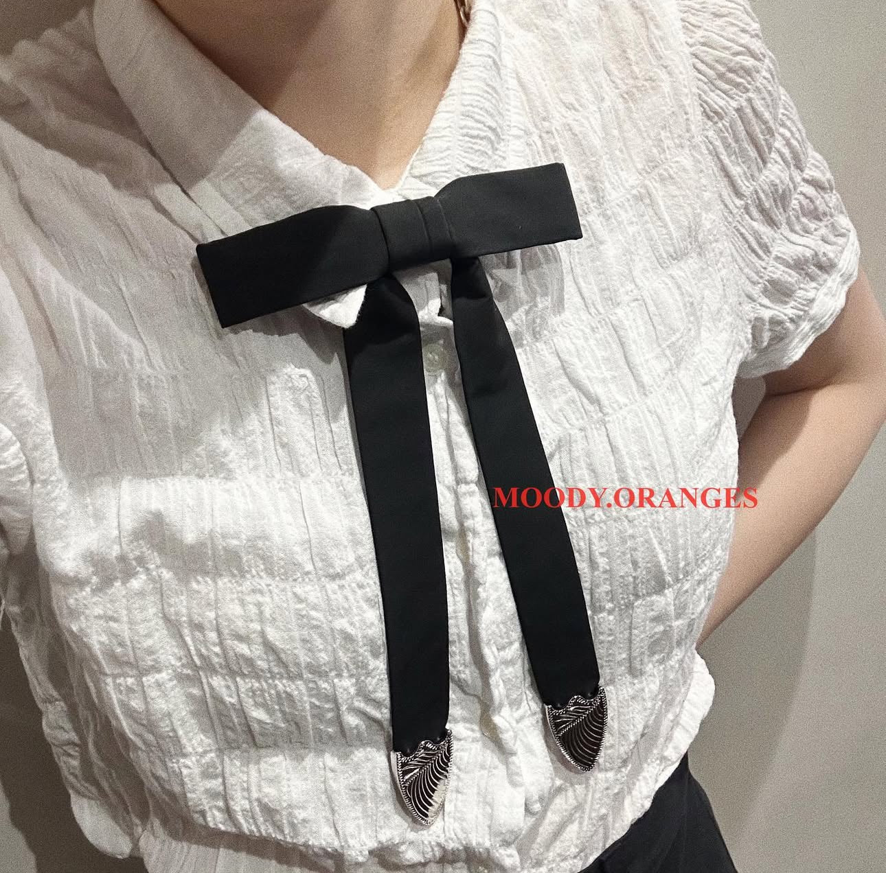 TOGA TOO Black Metal Ribbon Tie