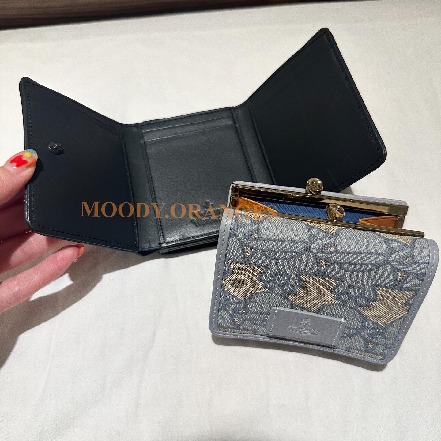 Vivienne Westwood Arrow Orb Jacqurad Wallet (Trifold/Carholder) - MOODY ORANGES