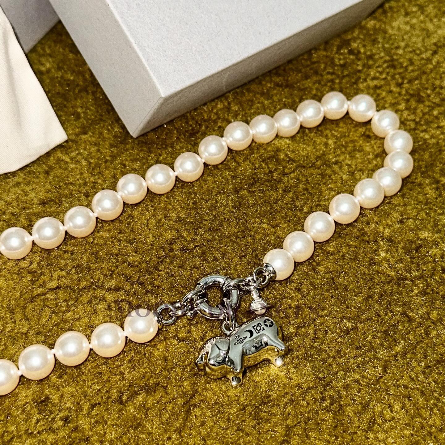 Vivienne Westwood Pearl Juanita Necklace - MOODY ORANGES