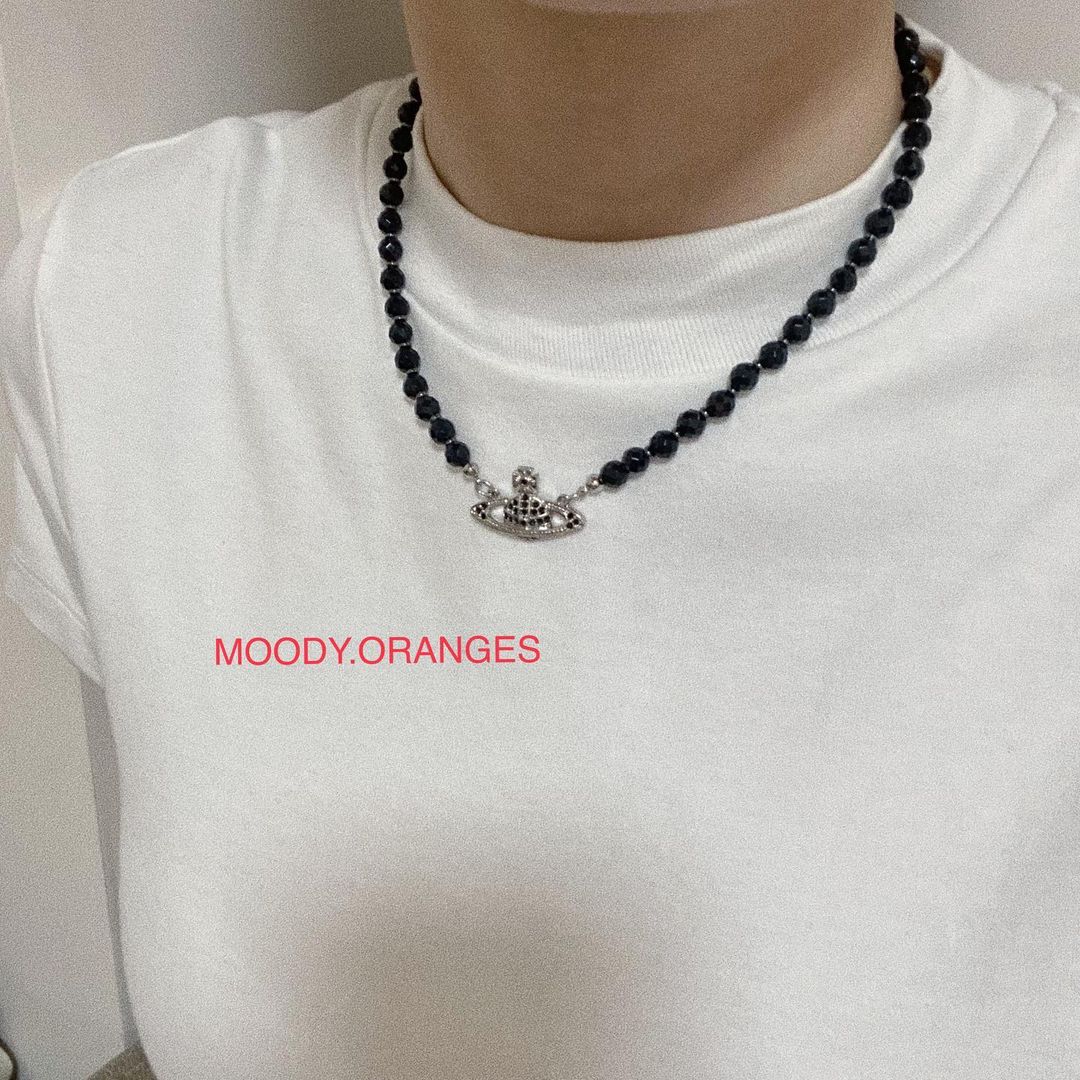 Vivienne Westwood Black Agate Necklace - MOODY ORANGES