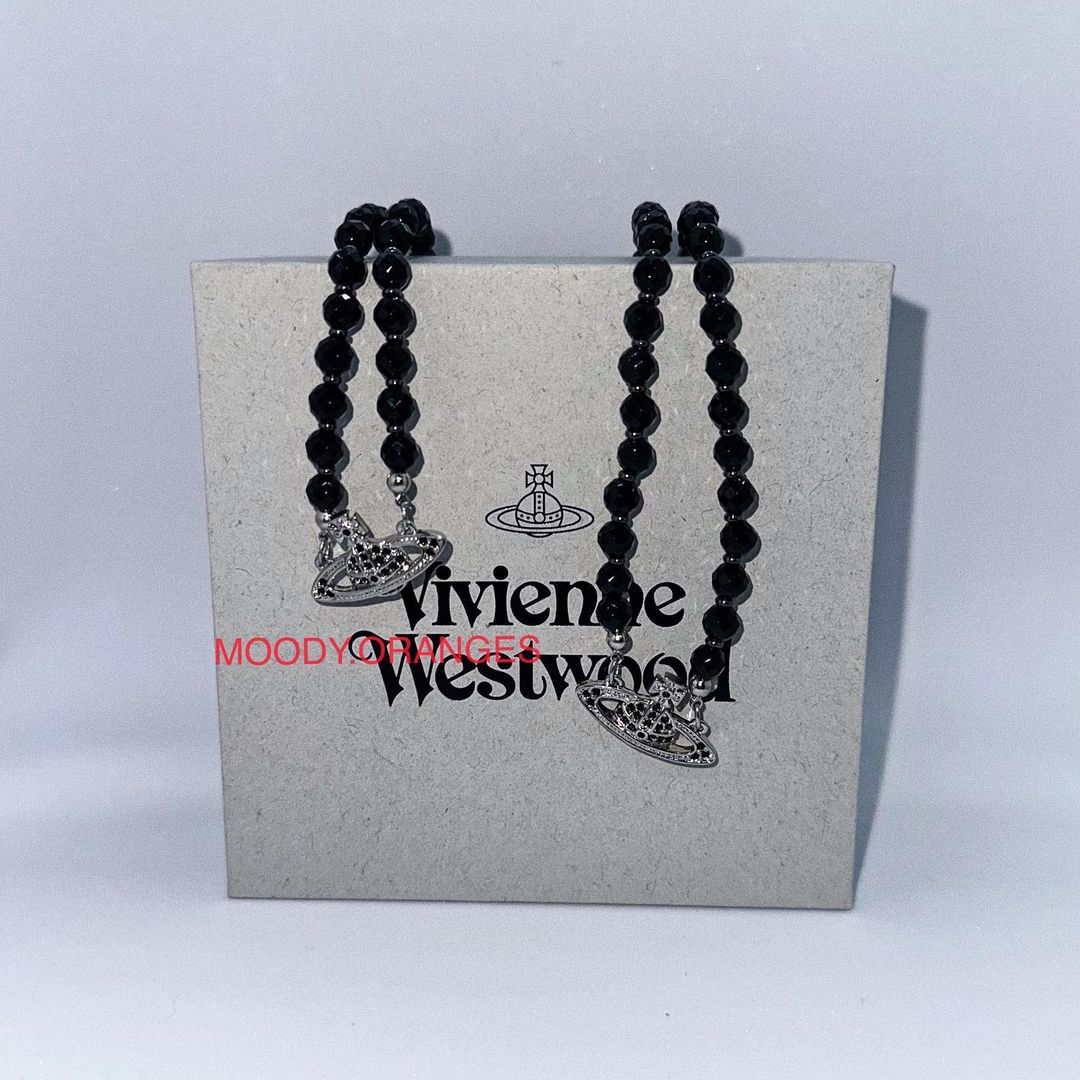 Vivienne Westwood Black Agate Necklace - MOODY ORANGES