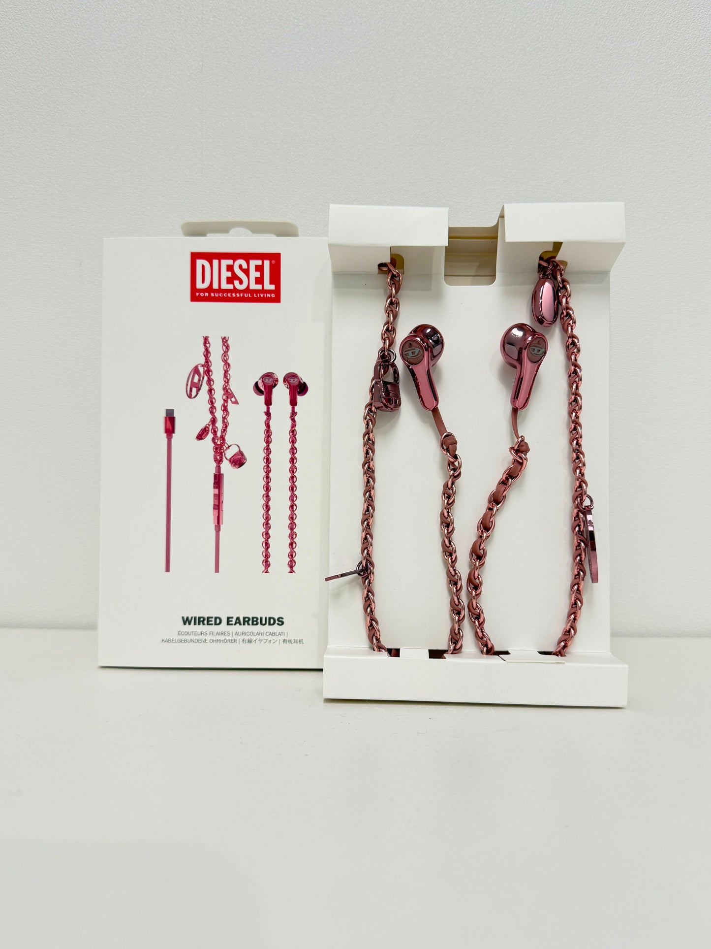 (9月限時預售價)￼ Diesel Wired Earbuds And Charms