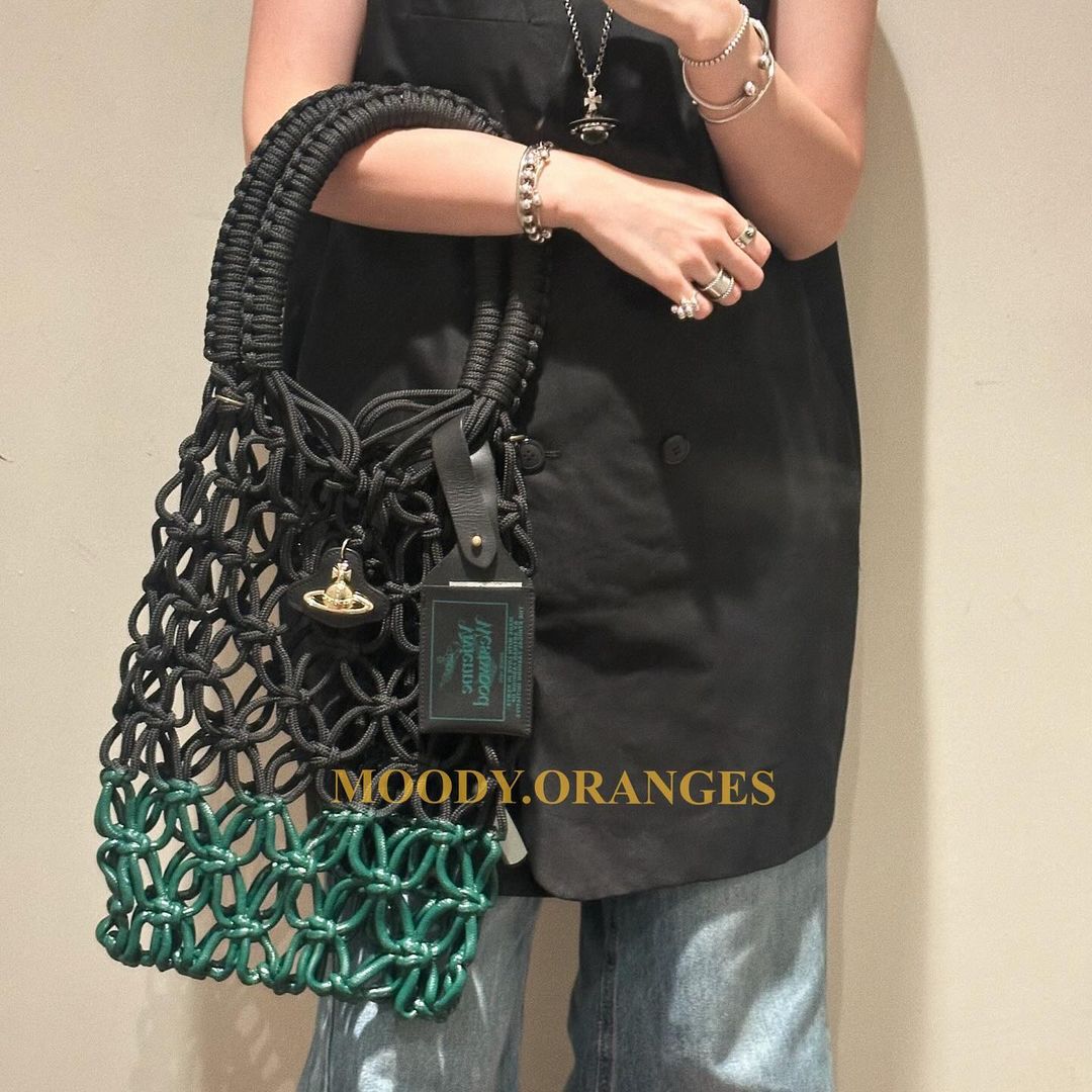 Vivienne Westwood Thrawler large macrame handbag - MOODY ORANGES