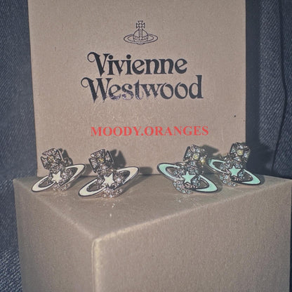 Vivienne Westwood Darlene Crystal Star Stud Earrings - MOODY ORANGES