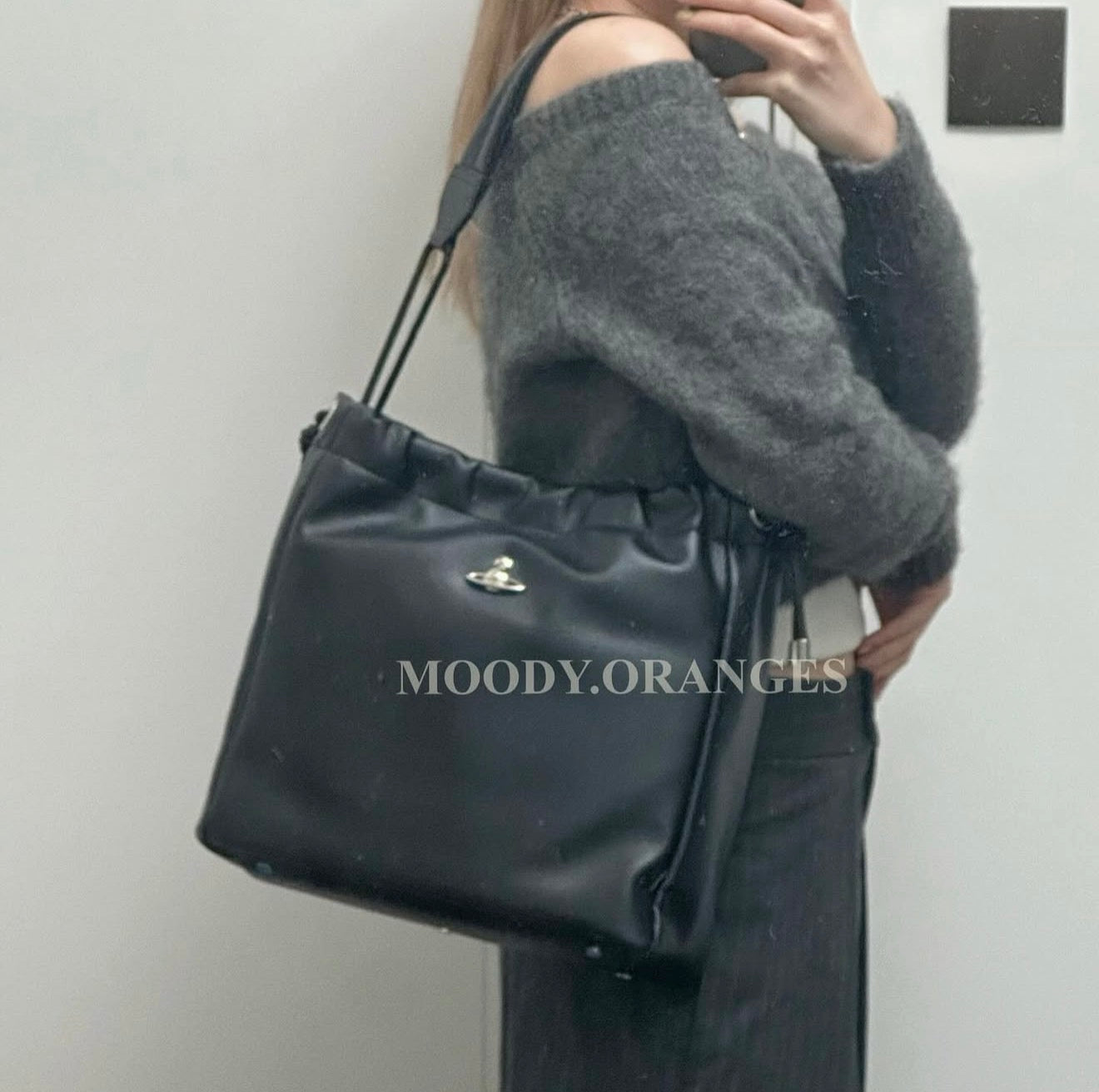 Vivienne Westwood Hilary Bucket Bag - MOODY ORANGES