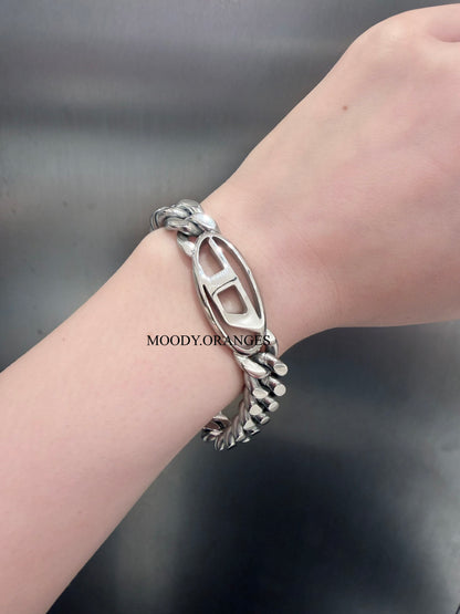 Diesel Oval D Logo Choker Necklace & Bracelet