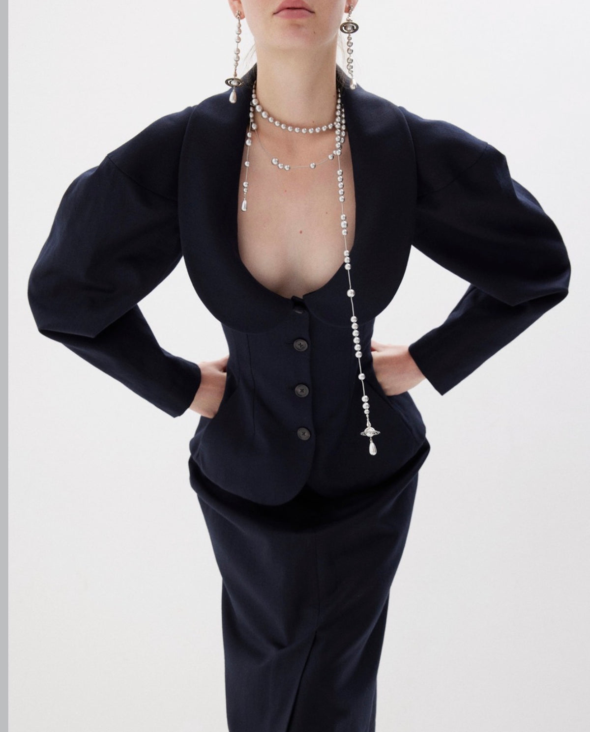 Vivienne Westwood Broken Pearl Necklace - MOODY ORANGES