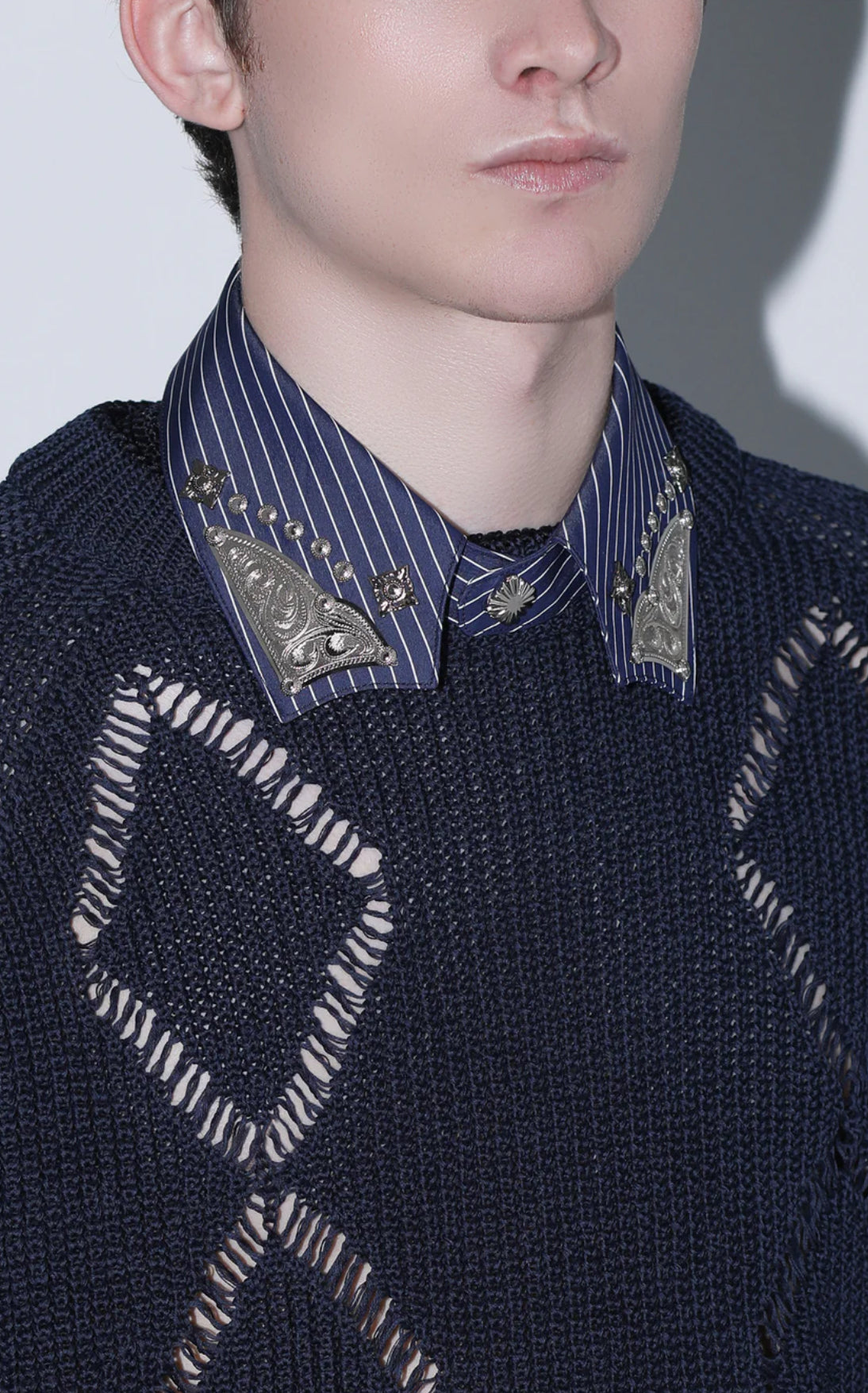 Toga Too Metal Collar