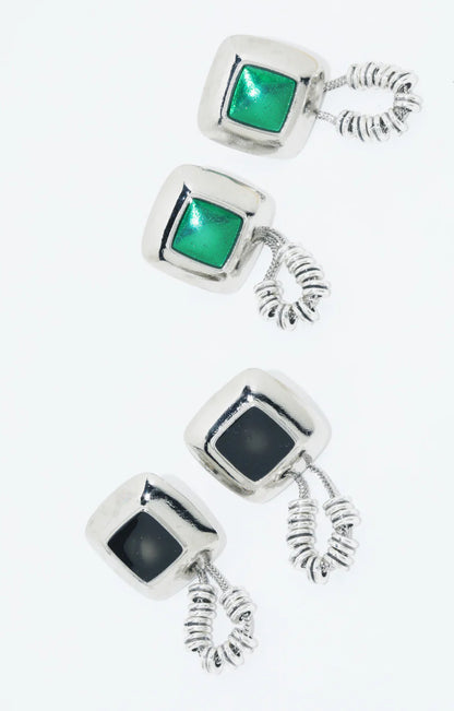 Toga Too Stone Beads Pierced Earrings