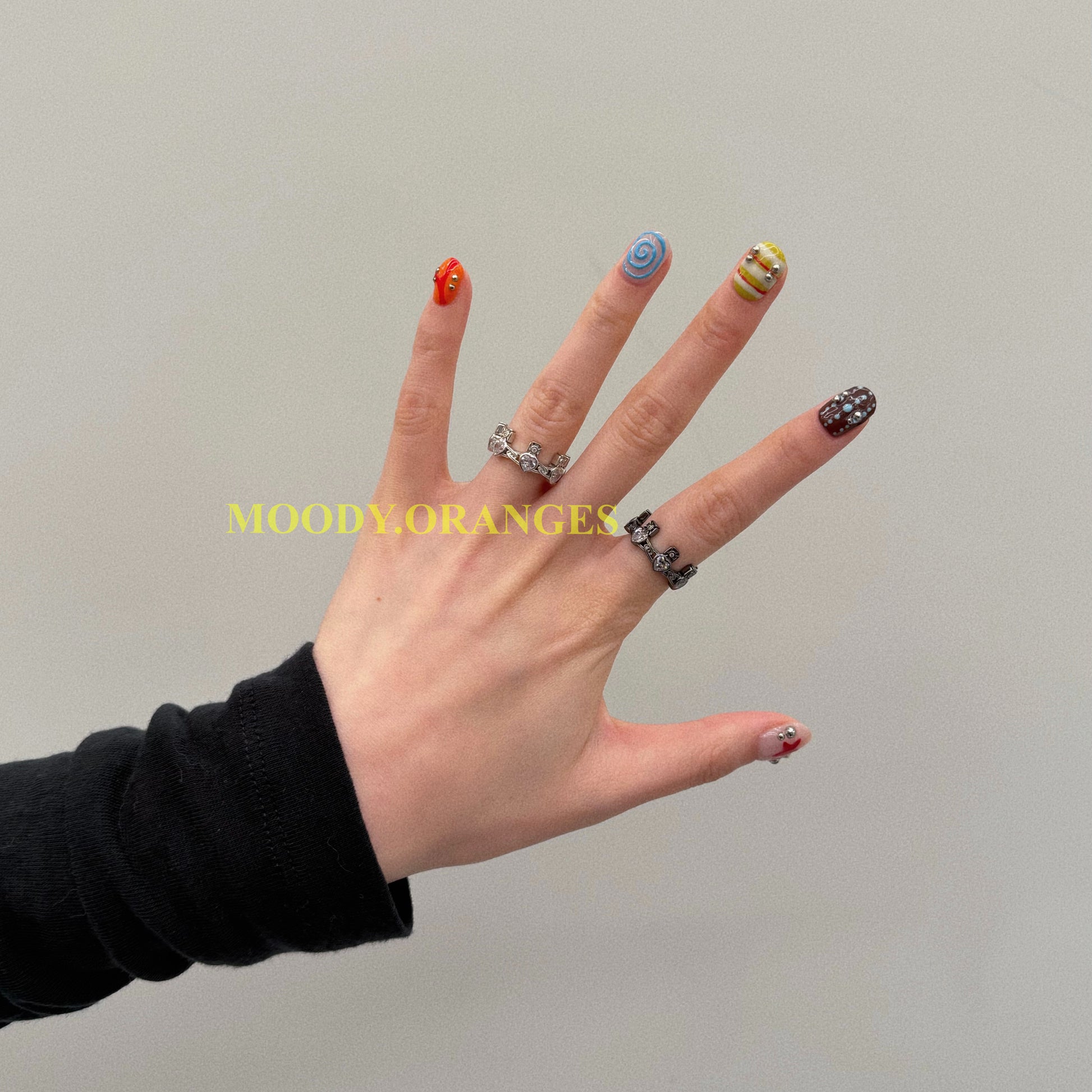 Vivienne Westwood Renatta Ring - MOODY ORANGES