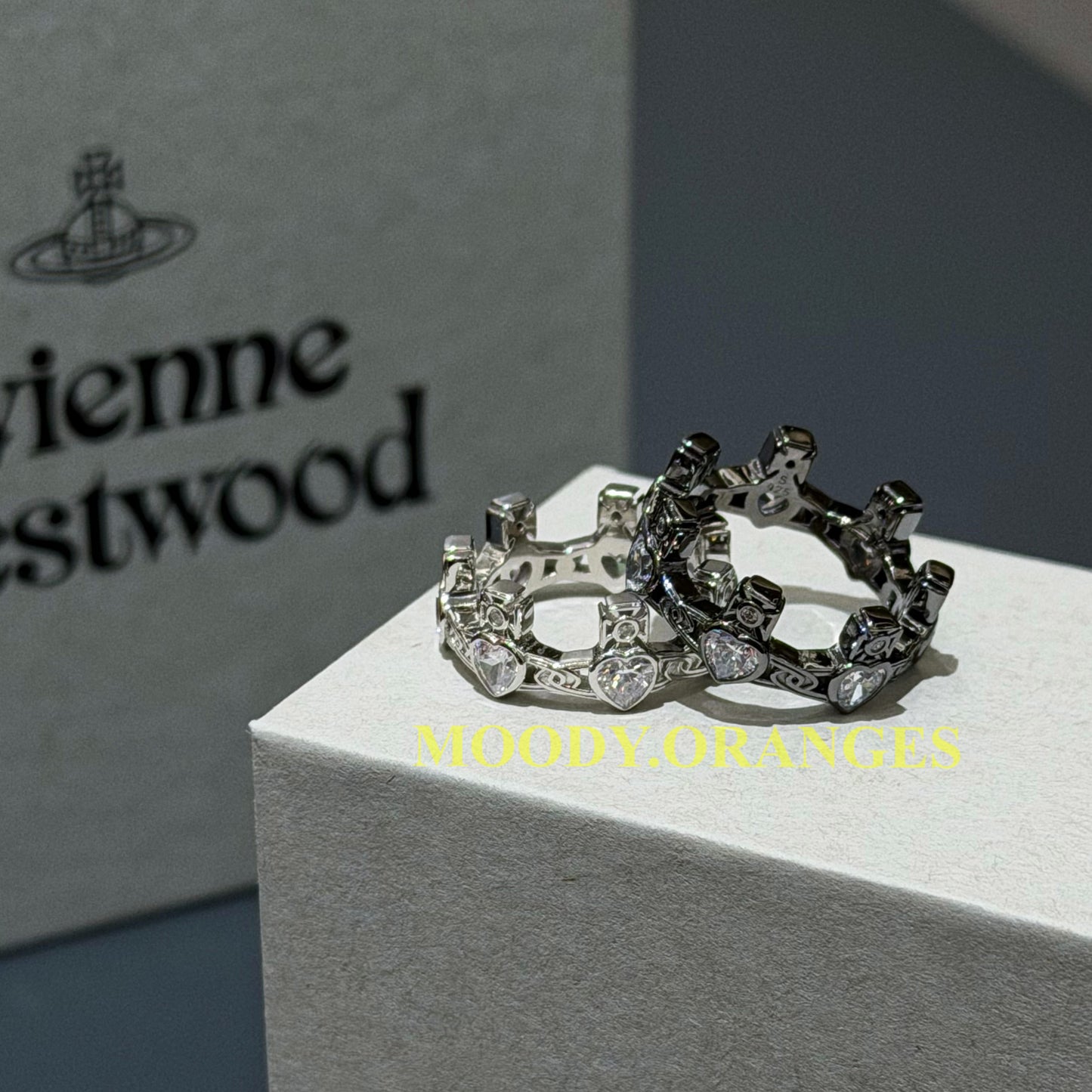 Vivienne Westwood Renatta Ring - MOODY ORANGES