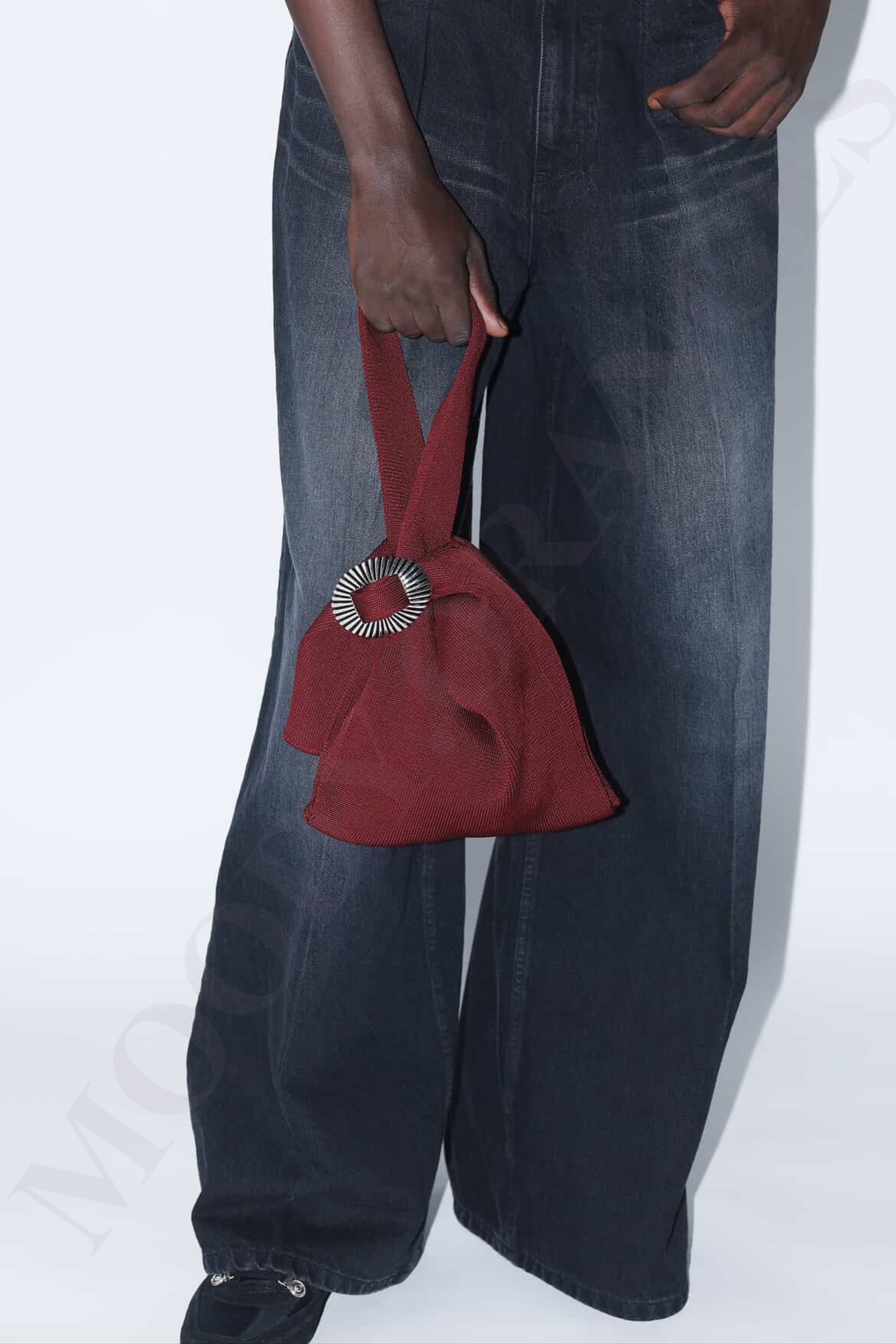 Toga Too Drawstring Bag - MOODY ORANGES