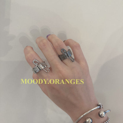 Vivienne Westwood Vernon Ring - MOODY ORANGES