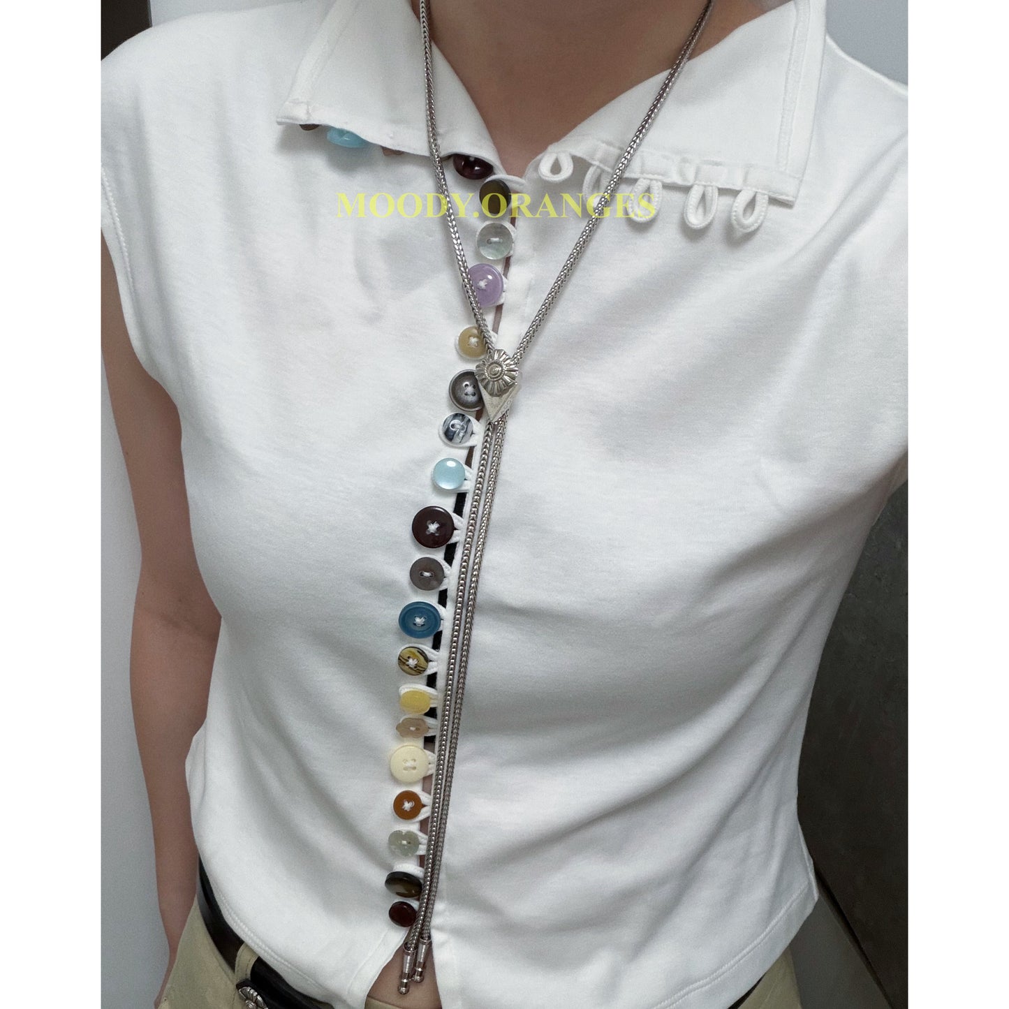 Toga Metal Loop Tie - MOODY ORANGES