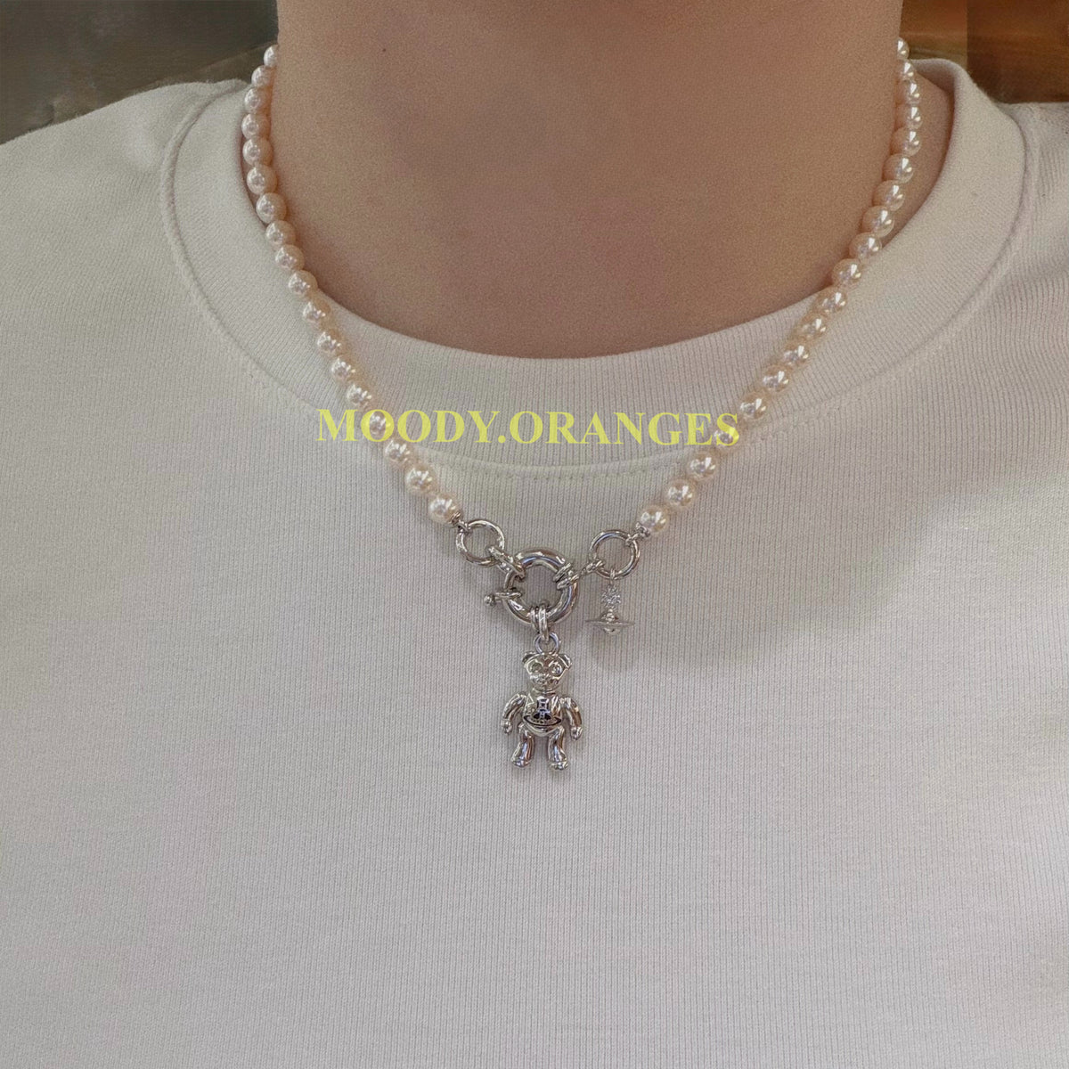 Vivienne Westwood Ruby Small Pendant Accessories Collection - MOODY ORANGES