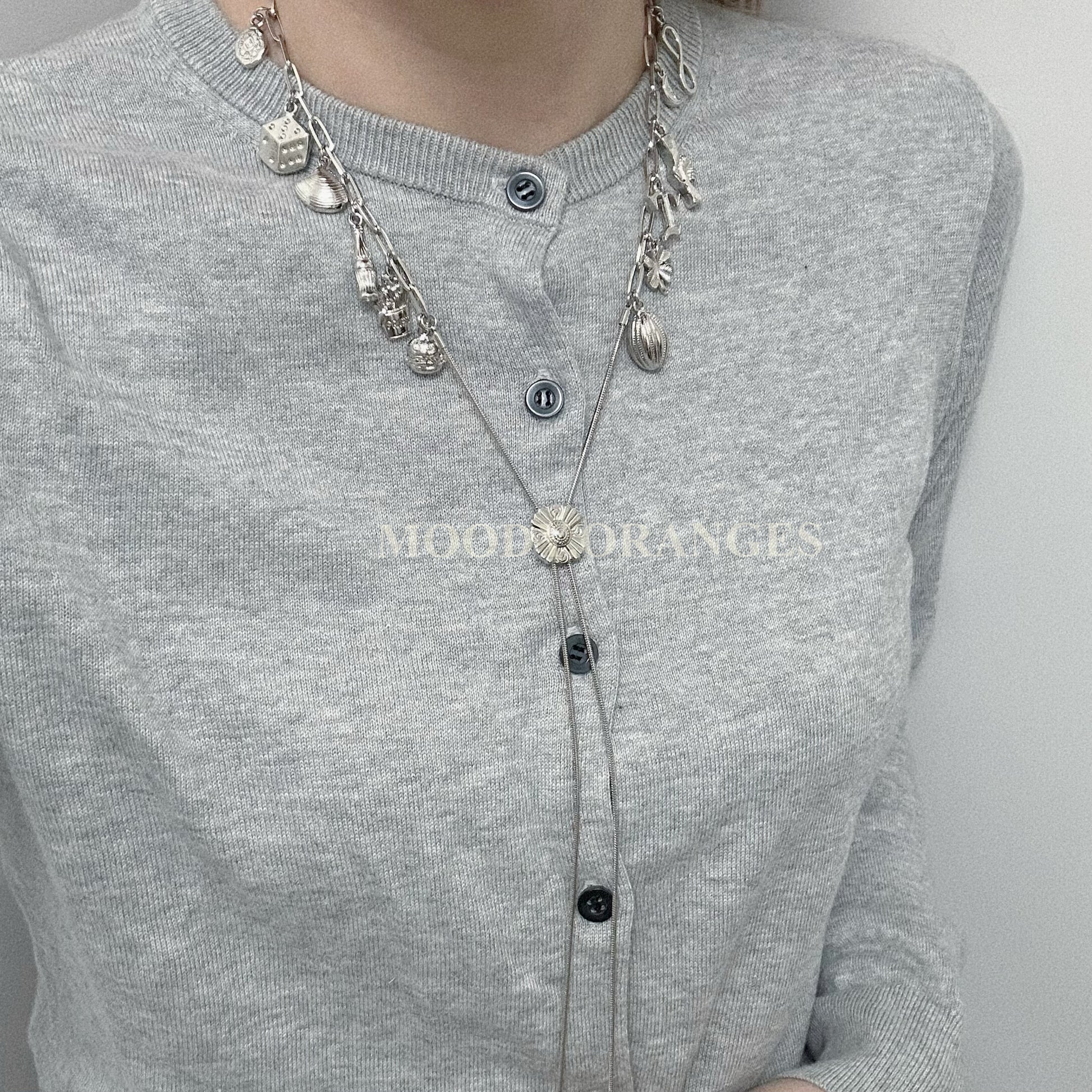 TOGA TOO Metal Motif Loop Tie - MOODY ORANGES