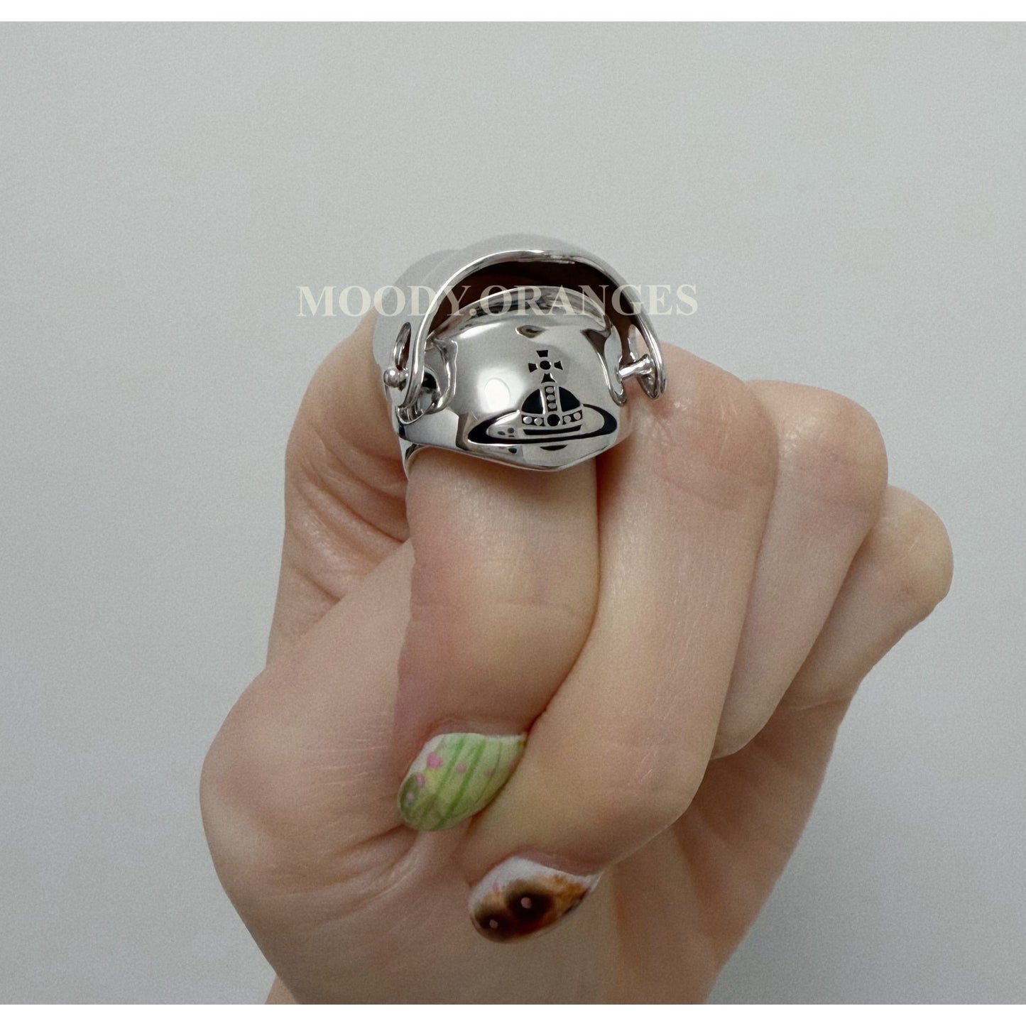 Vivienne Westwood Knuckle Ring