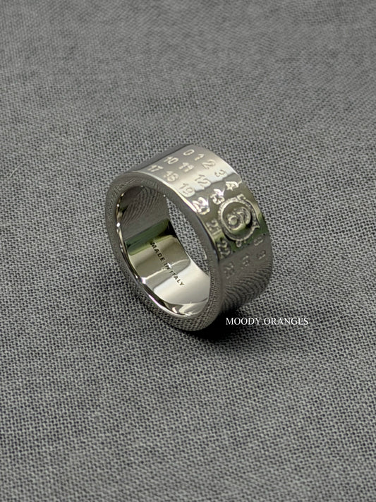 MM6 Maison Margiela Ring (7) - MOODY ORANGES