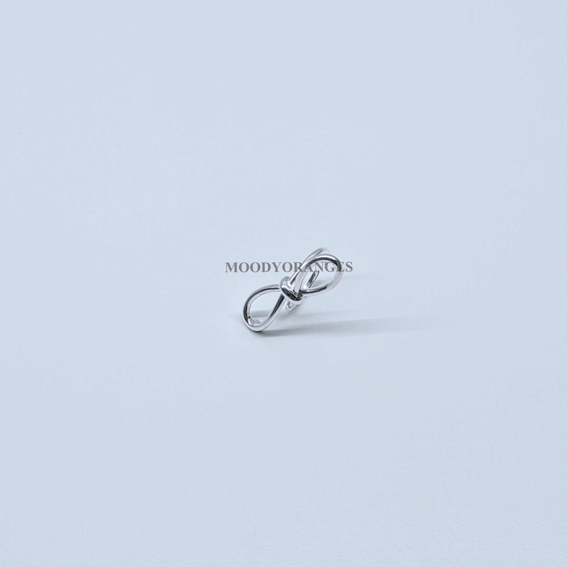 925 Silver - Ribbon Ring - MOODY ORANGES