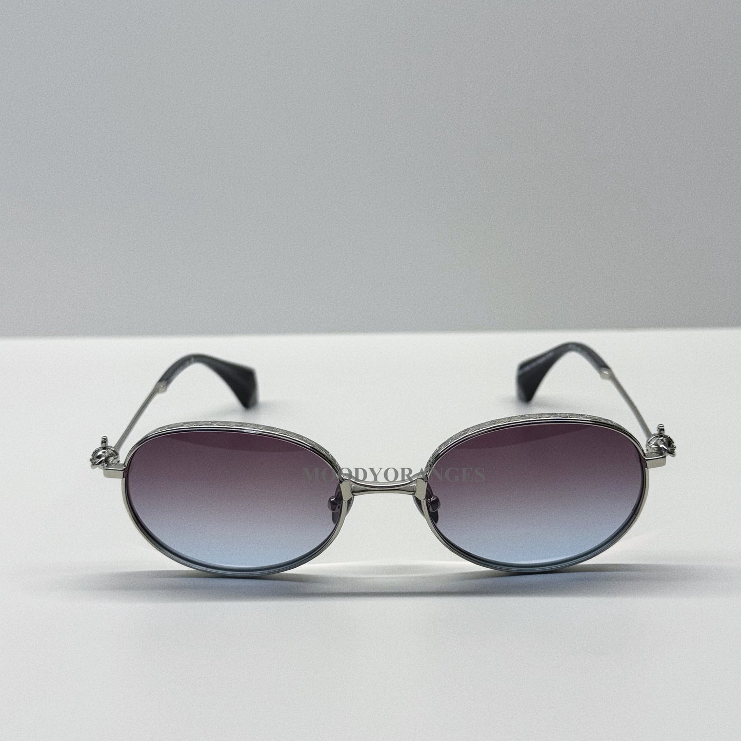 Vivienne Westwood Orb Sun-Glasses (VW3020)