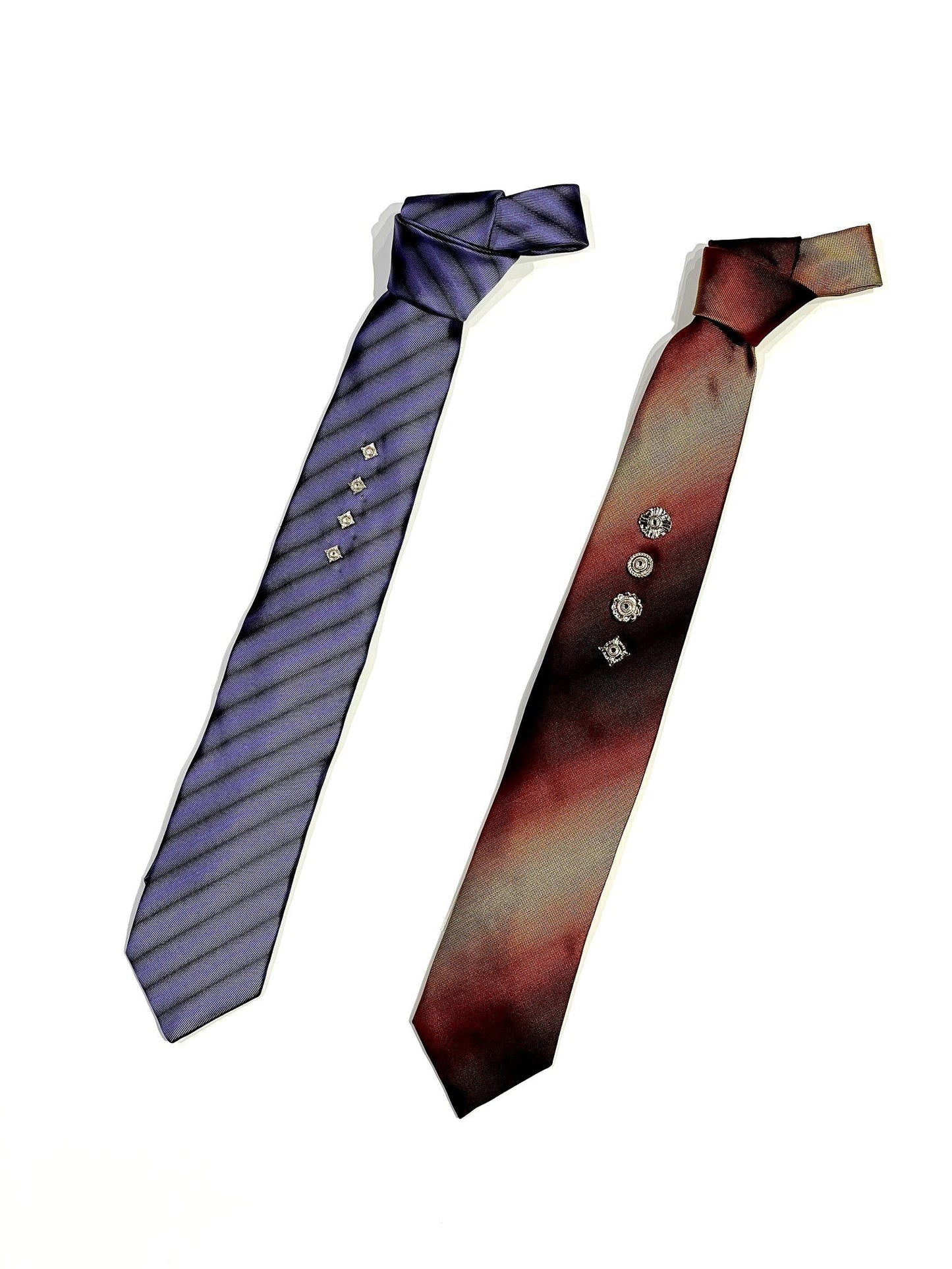 TOGA TOO Metal Concho Tie