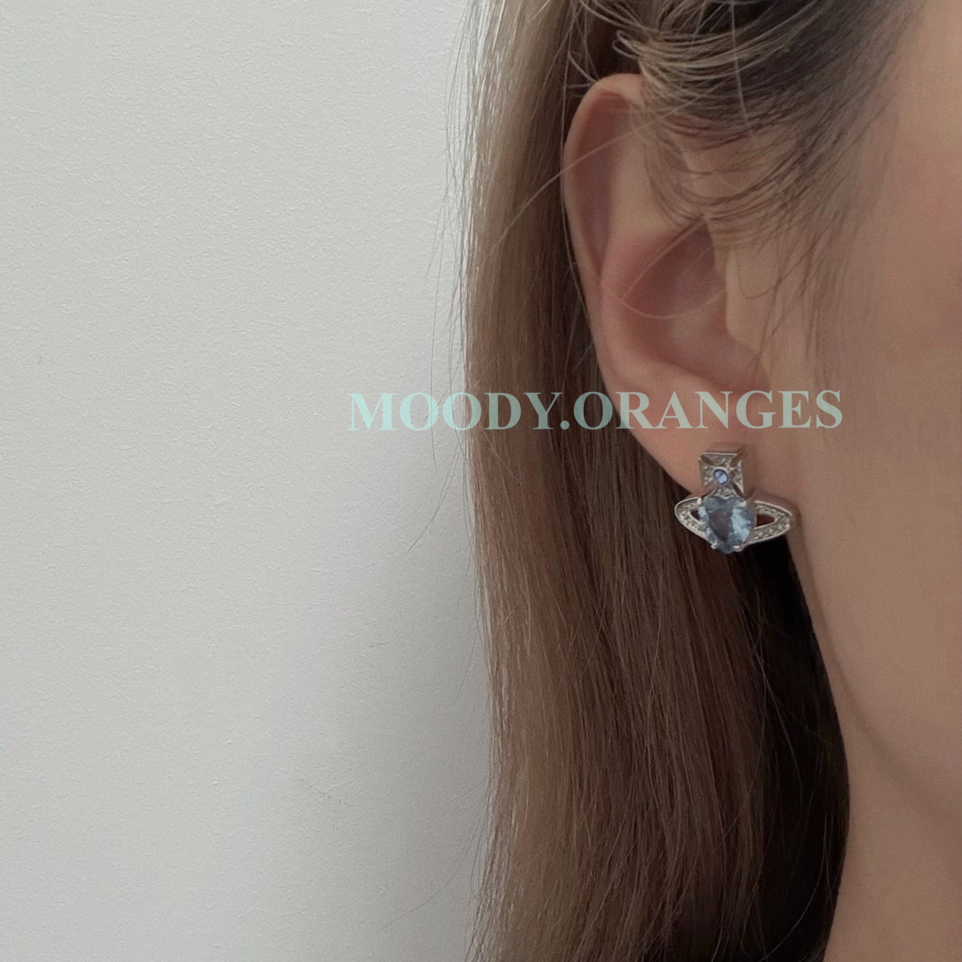 Vivienne Westwood Ariella Blue Accessories Collection - MOODY ORANGES