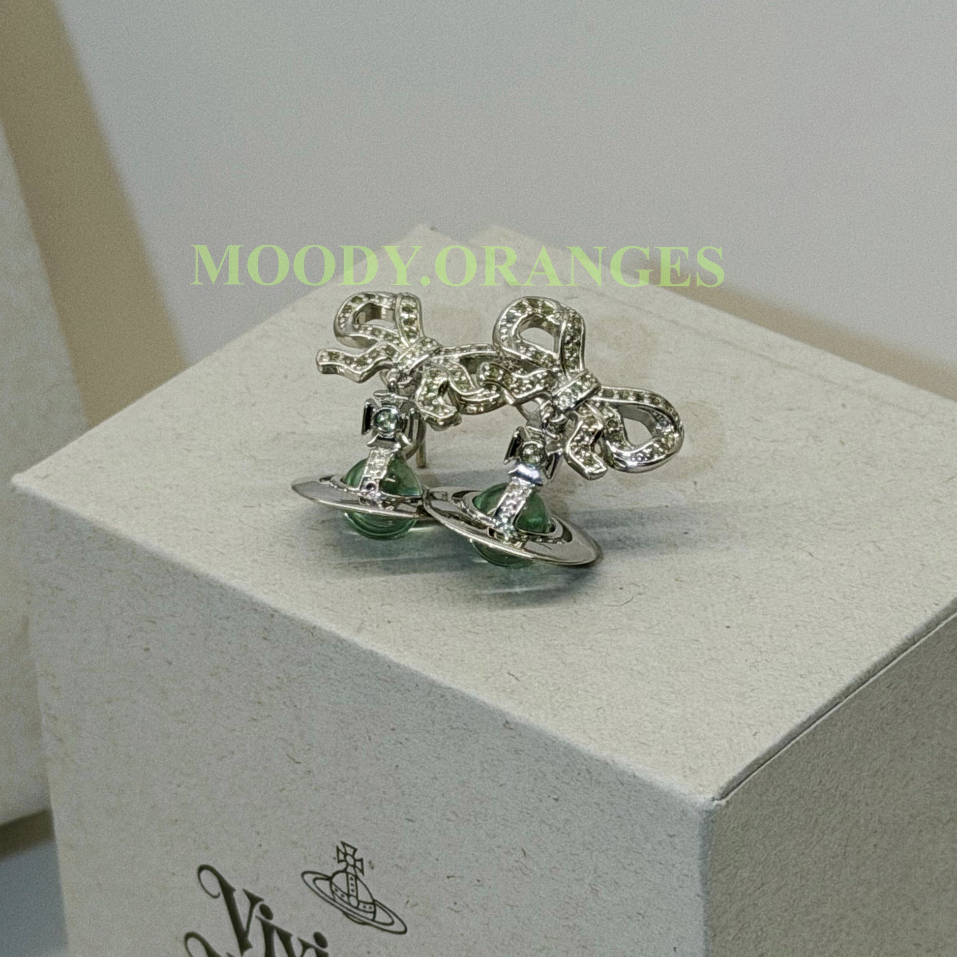 Vivienne Westwoodr Apple Green Octavie Pendant Accessories Collection - MOODY ORANGES