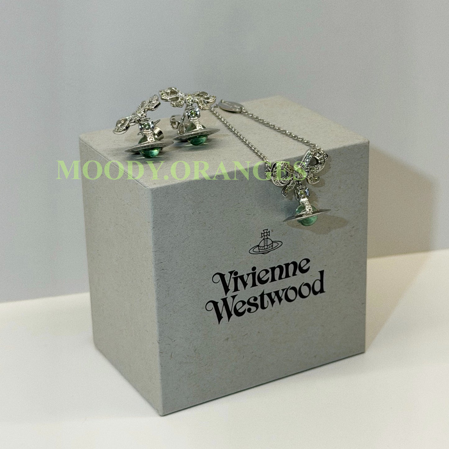 Vivienne Westwoodr Apple Green Octavie Pendant Accessories Collection - MOODY ORANGES