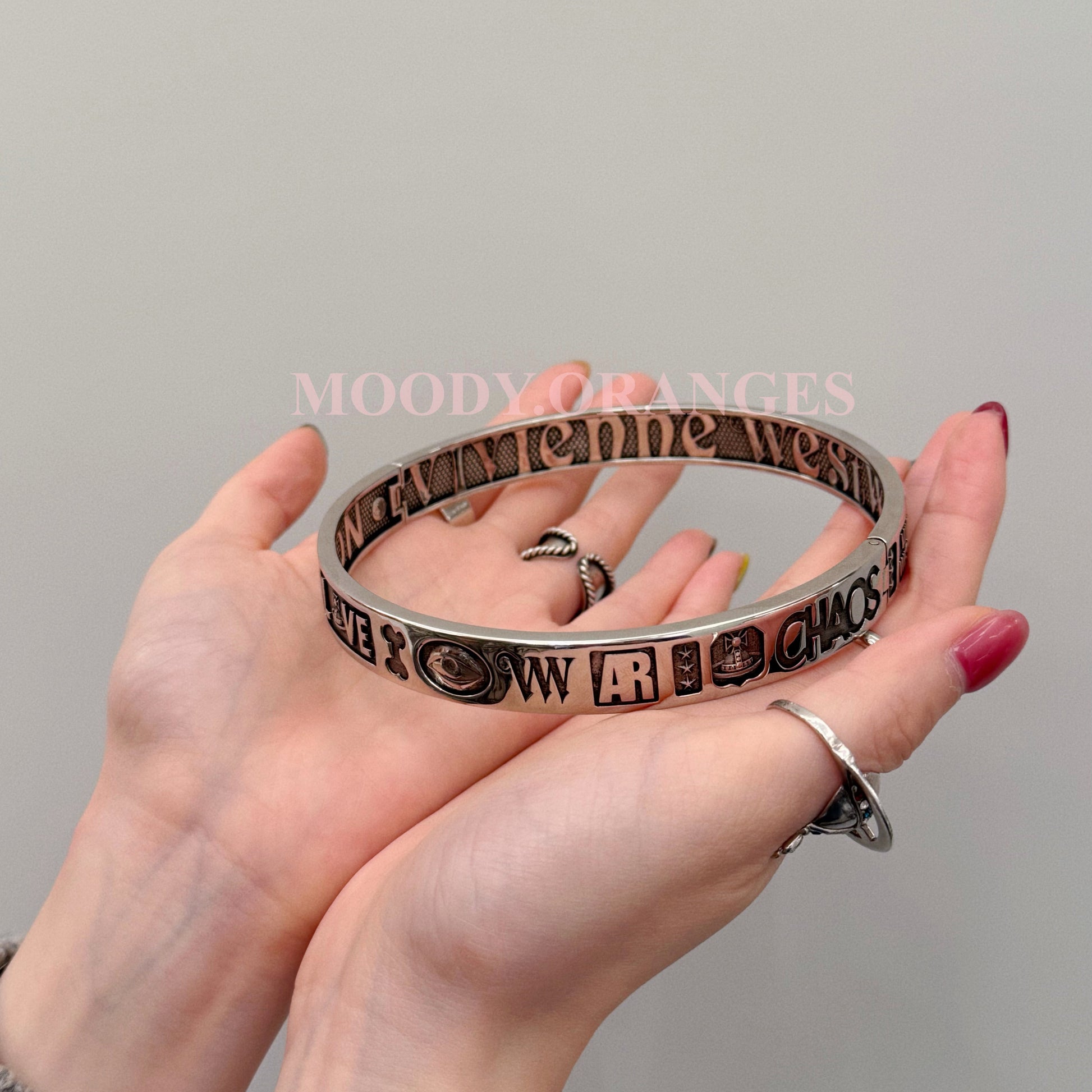 Vivienne Westwood Lancelot Choker & Bangle - MOODY ORANGES