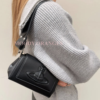 Vivienne Westwood Grained Hazel Handbag - MOODY ORANGES