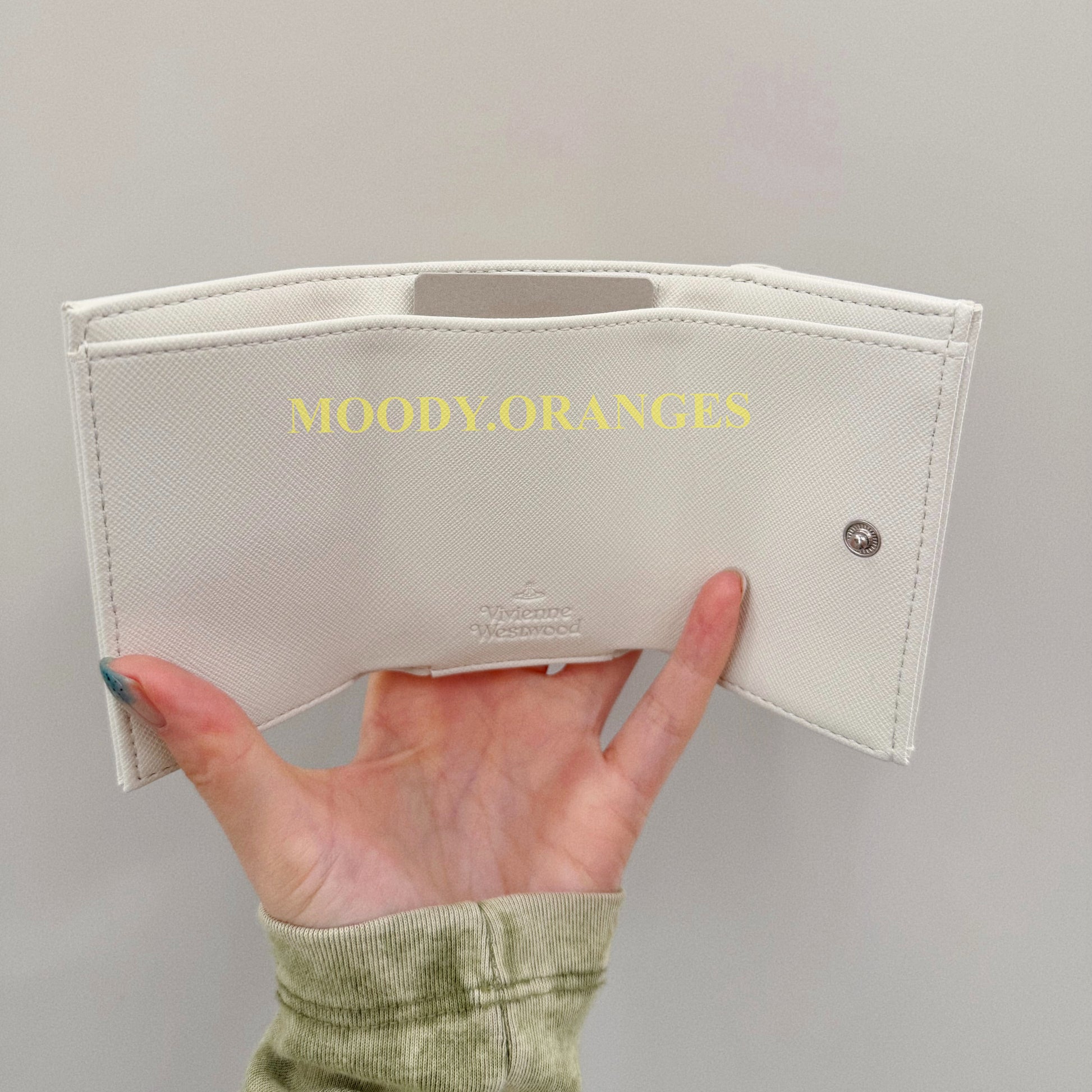Vivienne Westwood Off-White Saffiano Wallet - MOODY ORANGES
