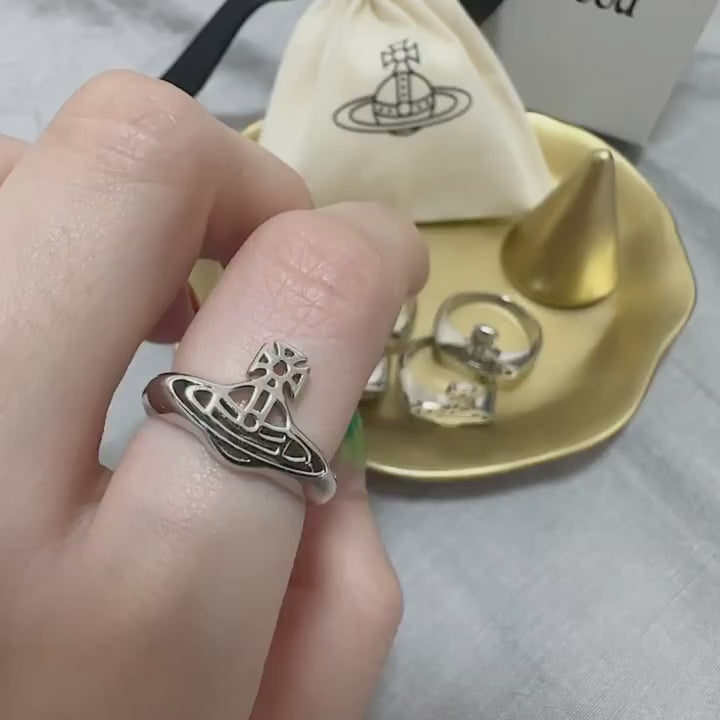 ■Vivienne Westwood■ ヴィヴィアンウエストウッド AVON リング Vivienne Westwood ヴィヴィアンウエストウッド オーブスカル