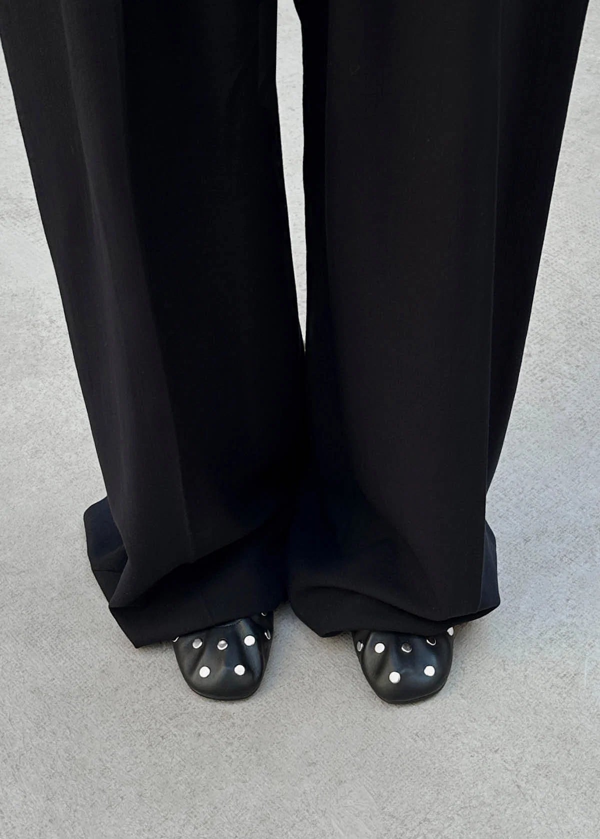 ALOHAS Rosalind Studs Black Leather Ballet Flats